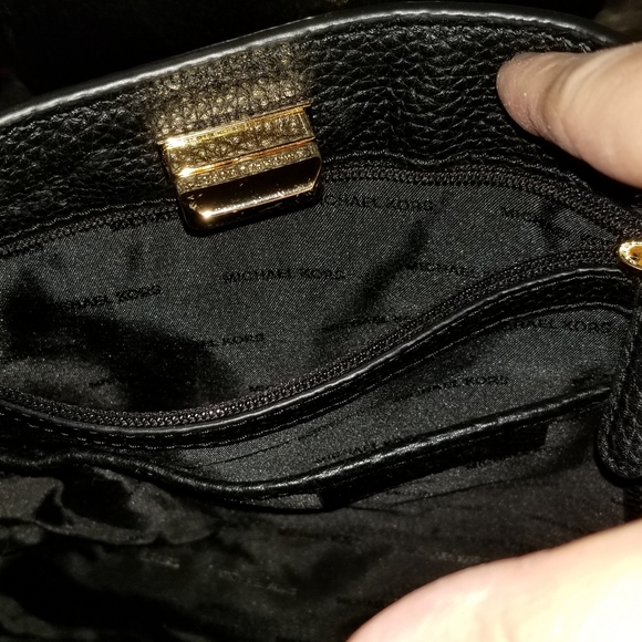 MICHAEL KORS Large Sullivan Crossbody Bag, 12 By 12 By 3 - Picture 4 of 6